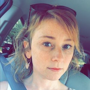 Meet your Posher, April